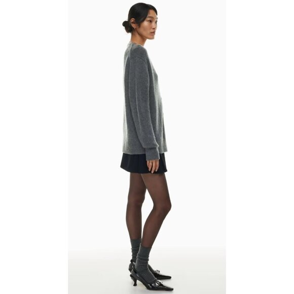 Wilfred Cashmere V-neck Cardigan Relaxed V-neck cashmere cardigan Size S - Picture 8 of 16